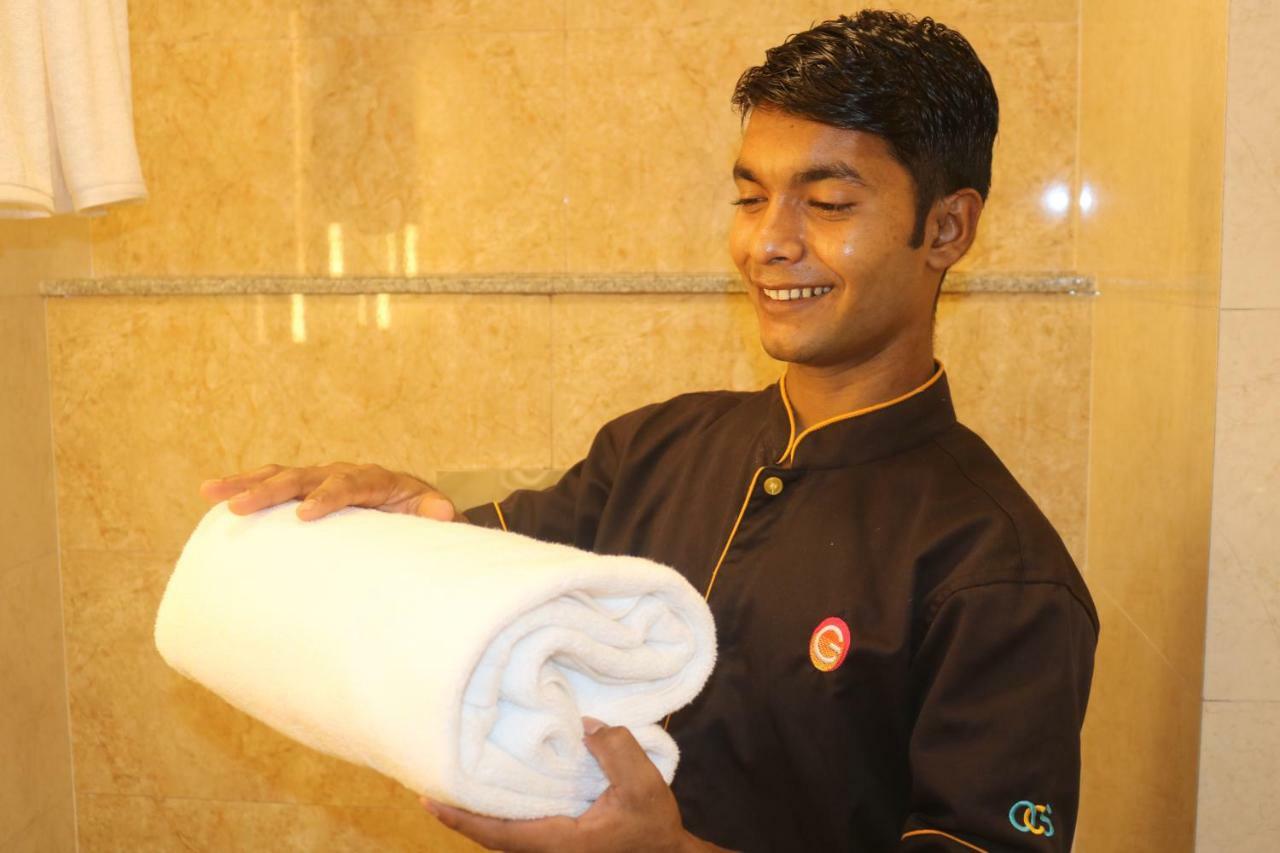 Ginger Sanand Hotel Exterior photo